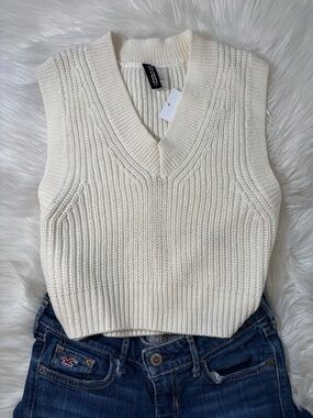 H&M Cream V-Neck Sweater Vest